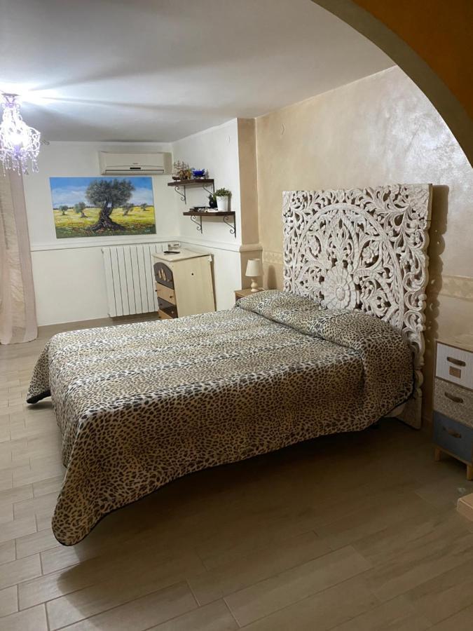 Crispiano Bed And Breakfast Da "Cenzino" מראה חיצוני תמונה